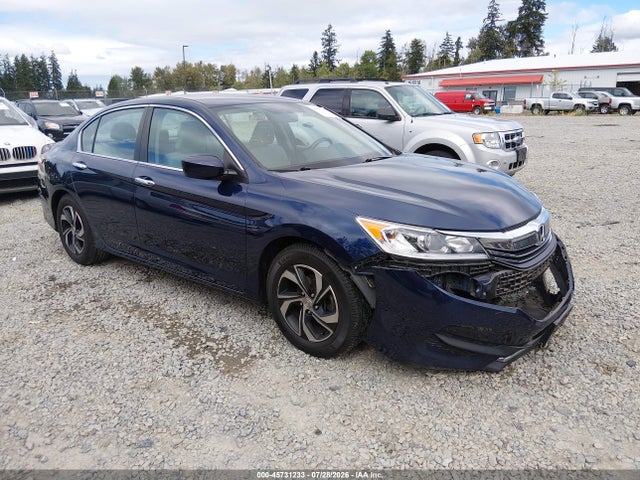 45731233 :رقم المزاد ، 1HGCR2F38HA166239 vin ، 2017 Honda Accord Lx مزاد بيع