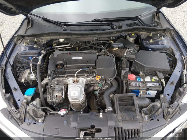 45731233 :رقم المزاد ، 1HGCR2F38HA166239 vin ، 2017 Honda Accord Lx مزاد بيع
