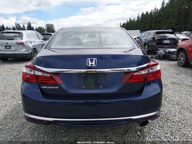 45731233 :رقم المزاد ، 1HGCR2F38HA166239 vin ، 2017 Honda Accord Lx مزاد بيع