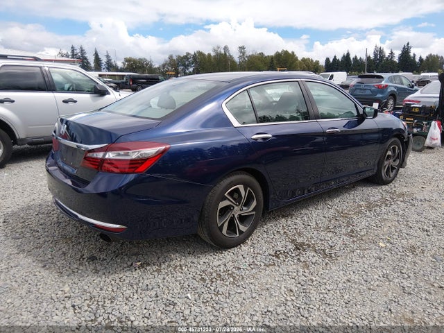 45731233 :رقم المزاد ، 1HGCR2F38HA166239 vin ، 2017 Honda Accord Lx مزاد بيع
