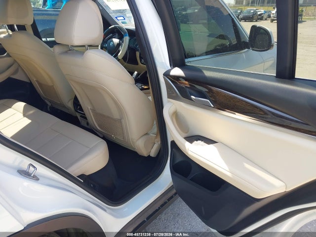 45731238 :رقم المزاد ، 5UXTR7C51KLA48533 vin ، 2019 Bmw X3 Sdrive30i مزاد بيع