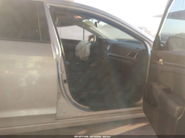 45731240 :رقم المزاد ، 5NPD84LFXJH244289 vin ، 2018 Hyundai Elantra Value Edition مزاد بيع