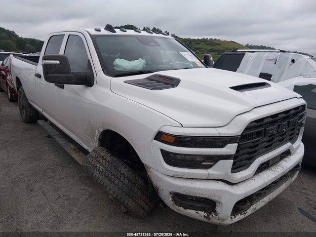 45731263 :رقم المزاد ، 3C6UR5HJ9TG301830 vin ، 2026 Ram 2500 Black Express  4x4 8 Box مزاد بيع