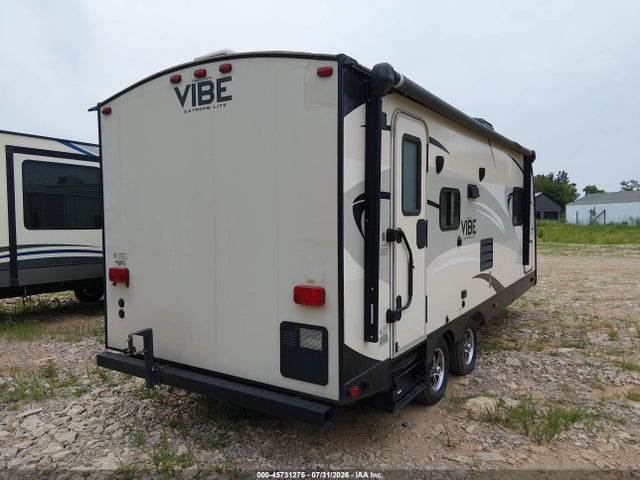 Продаж на аукціоні авто 2016 Forest River Vibe Branded 221rbs Travel Trailer, vin: 4X4TVBX22G4105699, номер лоту: 45731275