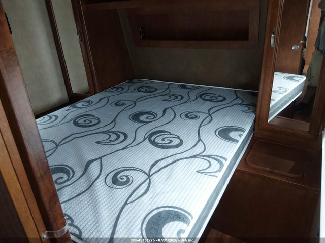 Продаж на аукціоні авто 2016 Forest River Vibe Branded 221rbs Travel Trailer, vin: 4X4TVBX22G4105699, номер лоту: 45731275