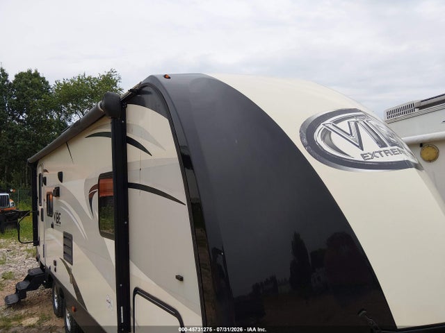 Продаж на аукціоні авто 2016 Forest River Vibe Branded 221rbs Travel Trailer, vin: 4X4TVBX22G4105699, номер лоту: 45731275