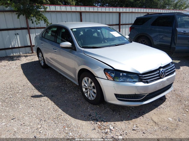 Aukcja sprzedaży 2015 Volkswagen Passat 1.8t Wolfsburg Edition, vin: 1VWAS7A36FC011881, numer aukcji: 45731305
