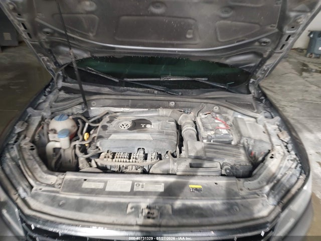 1VWAT7A3XGC003474 Volkswagen Passat 1.8t S