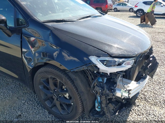 Chrysler Pacifica Limited 2025 2C4RC1GG9SR515787 Image 6