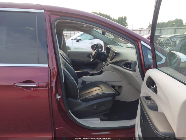 Продаж на аукціоні авто 2022 Chrysler Pacifica Hybrid Limited, vin: 2C4RC1S75NR232749, номер лоту: 45731344