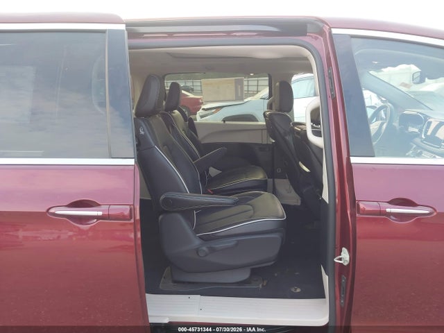 Продаж на аукціоні авто 2022 Chrysler Pacifica Hybrid Limited, vin: 2C4RC1S75NR232749, номер лоту: 45731344