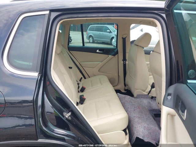 Продаж на аукціоні авто 2017 Volkswagen Tiguan 2.0t Wolfsburg Edition, vin: WVGRV7AX7HW506362, номер лоту: 45731349