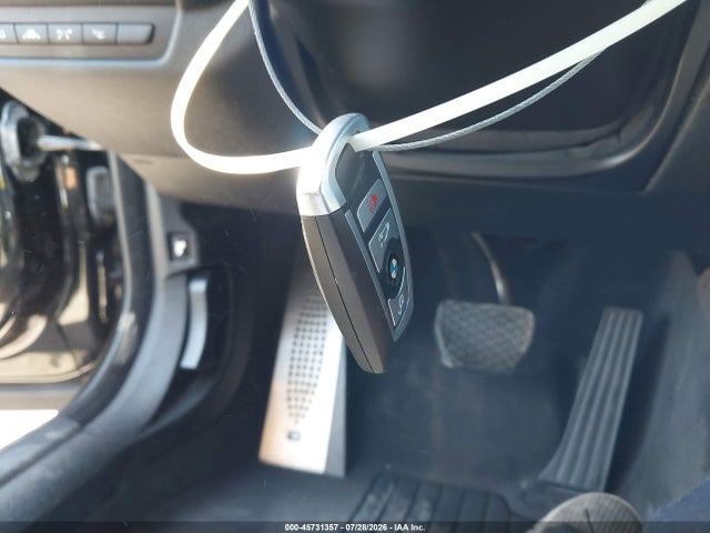 45731357 :رقم المزاد ، WBA6B2C59FD129957 vin ، 2015 Bmw 650i Gran Coupe مزاد بيع