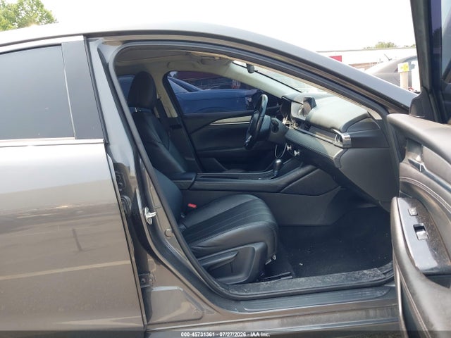 45731361 :رقم المزاد ، JM1GL1VM8J1301182 vin ، 2018 Mazda Mazda6 Touring مزاد بيع