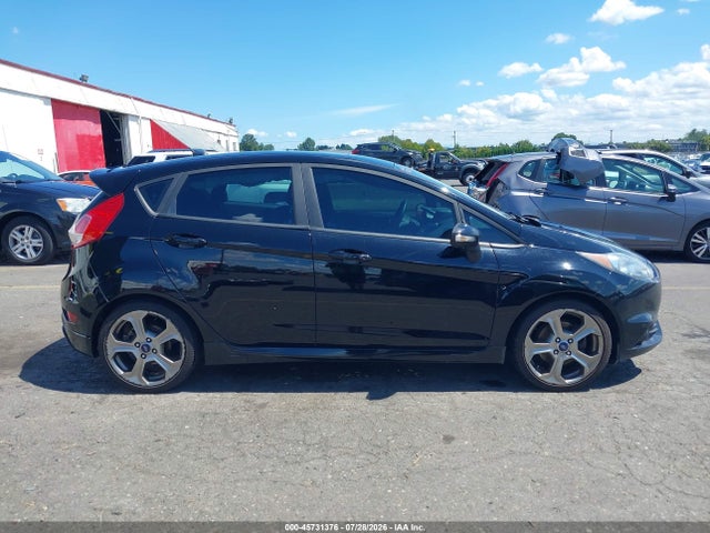 Ford FIESTA ST 2017 3FADP4GX0HM135291 Image 13