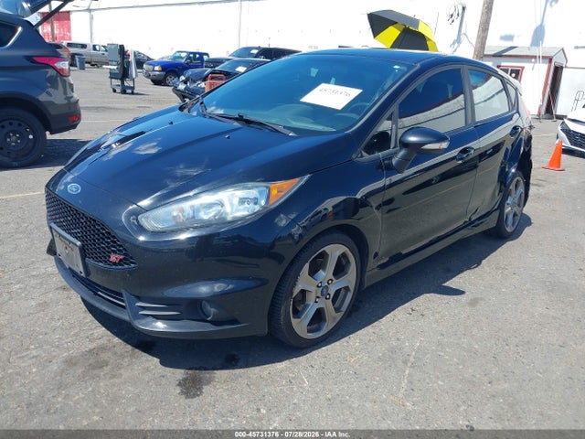 Ford FIESTA ST 2017 3FADP4GX0HM135291 Image 2