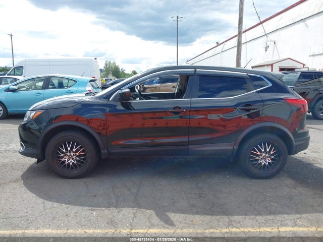 Продажа на аукционе авто 2017 Nissan Rogue Sport S, vin: JN1BJ1CR5HW118756, номер лота: 45731404