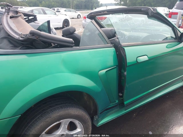 Продажа на аукционе авто 2000 Ford Mustang, vin: 1FAFP4447YF168811, номер лота: 45731423