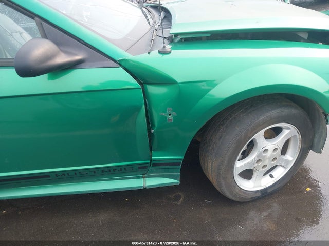 Продажа на аукционе авто 2000 Ford Mustang, vin: 1FAFP4447YF168811, номер лота: 45731423