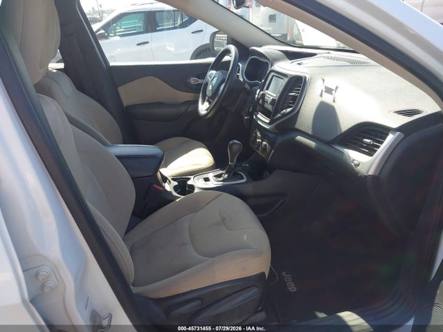 1C4PJMABXGW343523 Jeep Cherokee Sport