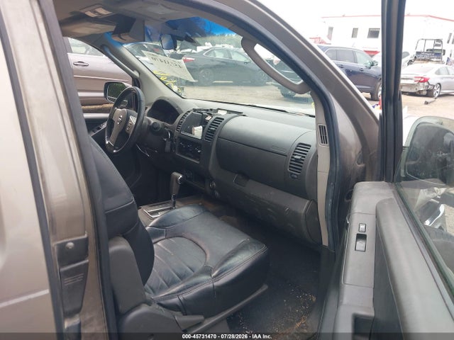 45731470 :رقم المزاد ، 1N6AD06W55C413393 vin ، 2005 Nissan Frontier Le مزاد بيع