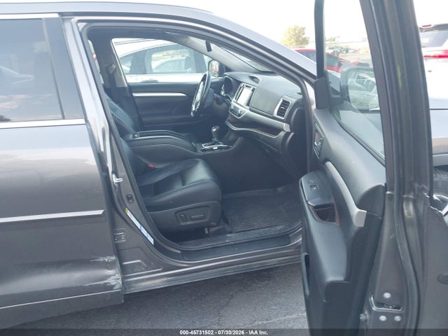Aukcja sprzedaży 2017 Toyota Highlander Xle, vin: 5TDJZRFH9HS425155, numer aukcji: 45731502