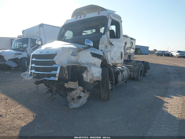 Продаж на аукціоні авто 2025 Freightliner New Cascadia 116, vin: 3AKJHTDV8SDVW3854, номер лоту: 45731512