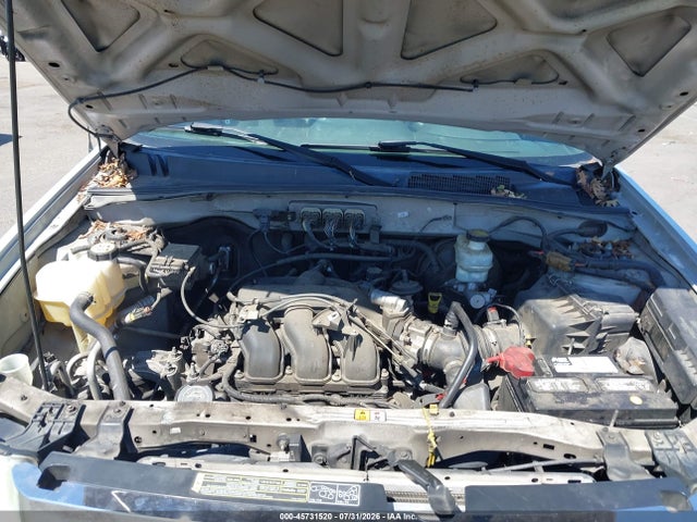 45731520 :رقم المزاد ، 1FMCU03118KC65334 vin ، 2008 Ford Escape Xlt مزاد بيع