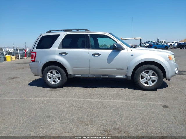 45731520 :رقم المزاد ، 1FMCU03118KC65334 vin ، 2008 Ford Escape Xlt مزاد بيع