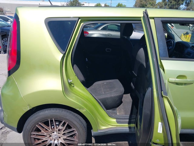 KNDJN2A26E7720001 KIA Soul