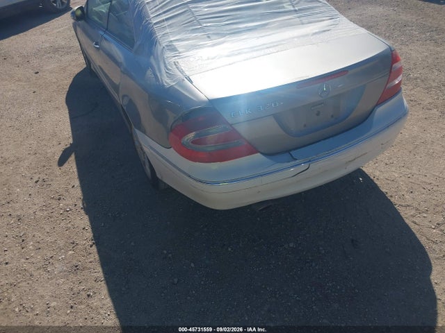 45731559 :رقم المزاد ، WDBTJ65J54F104449 vin ، 2004 Mercedes-benz Clk 320 مزاد بيع