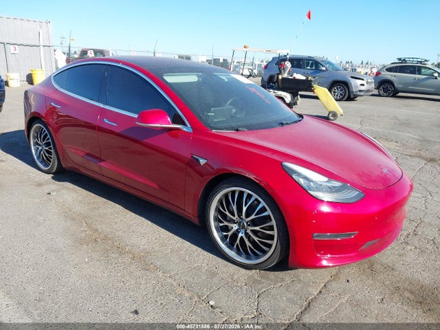 Продажа на аукционе авто 2018 Tesla Model 3 Long Range/mid Range, vin: 5YJ3E1EA4JF047041, номер лота: 45731586
