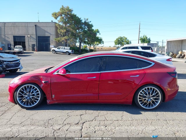 Продажа на аукционе авто 2018 Tesla Model 3 Long Range/mid Range, vin: 5YJ3E1EA4JF047041, номер лота: 45731586