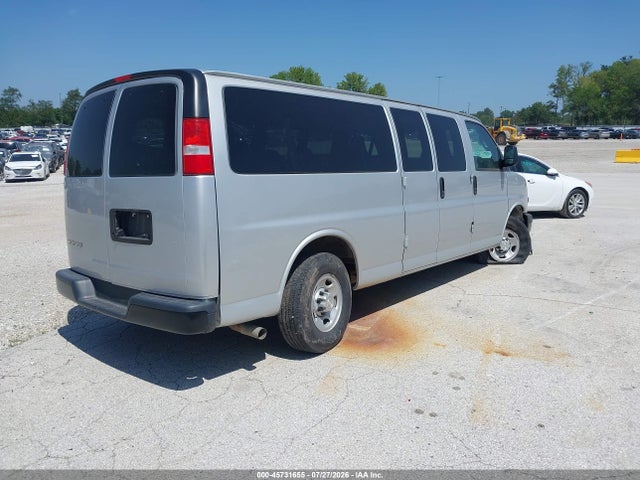 1GAZGNFPXL1256755 Chevrolet Express Passenger Rwd 3500 Extended Wheelbase Ls