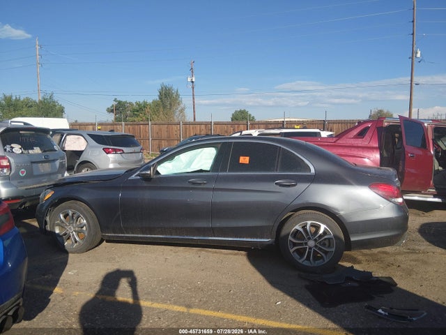45731659 :رقم المزاد ، 55SWF4KB4FU016208 vin ، 2015 Mercedes-benz C 300 4matic مزاد بيع
