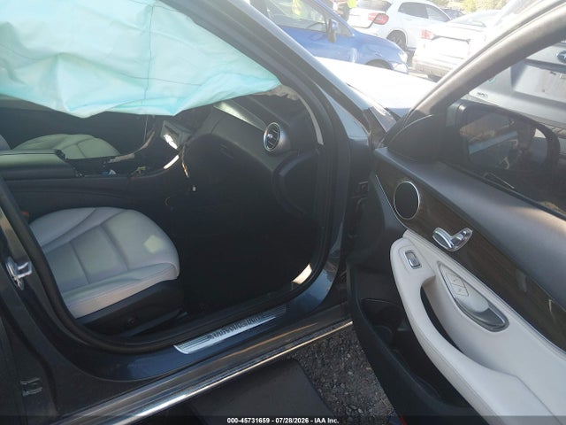 45731659 :رقم المزاد ، 55SWF4KB4FU016208 vin ، 2015 Mercedes-benz C 300 4matic مزاد بيع