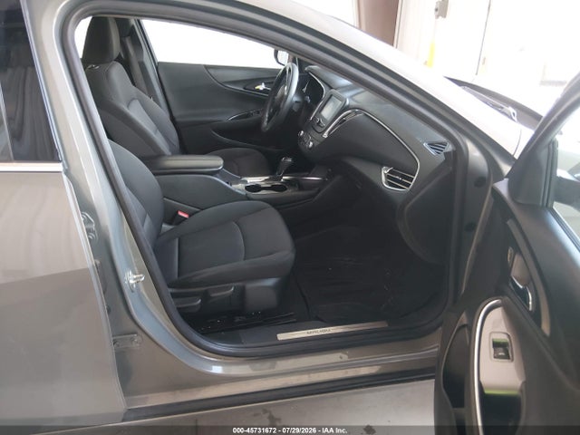 Auction sale of the 2018 Chevrolet Malibu Lt, vin: 1G1ZD5ST5JF180261, lot number: 45731672