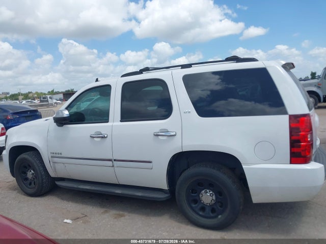 45731679 :رقم المزاد ، 1GNSKCE08DR285651 vin ، 2013 Chevrolet Tahoe Ltz مزاد بيع