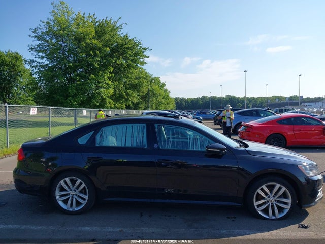 Aukcja sprzedaży 2019 Volkswagen Passat 2.0t Wolfsburg Edition, vin: 1VWLA7A36KC002054, numer aukcji: 45731714