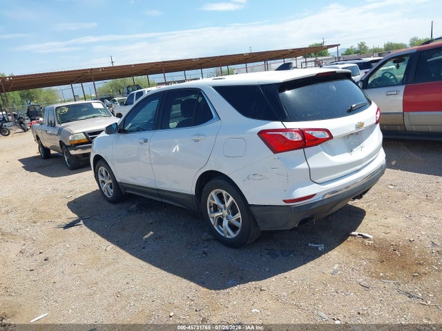 2GNAXKEXXJ6230775 Chevrolet EQUINOX LT