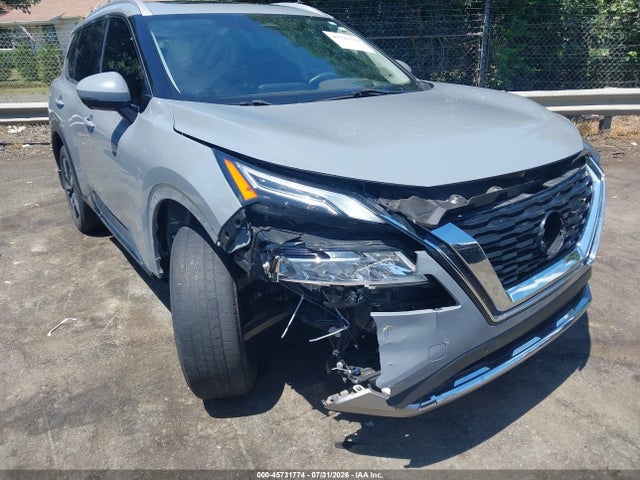 45731774 :رقم المزاد ، JN8AT3DD1MW303581 vin ، 2021 Nissan Rogue Platinum Intelligent Awd مزاد بيع