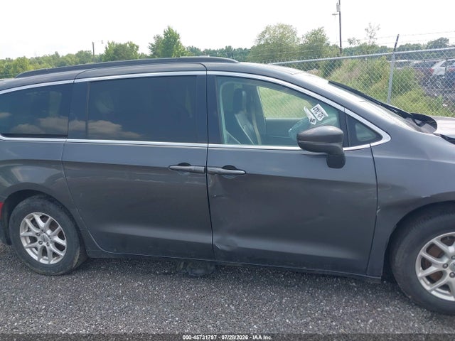 Продаж на аукціоні авто 2022 Chrysler Pacifica Touring L, vin: 2C4RC1BG5NR154277, номер лоту: 45731797