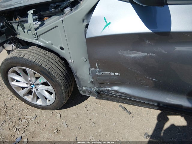 45731811 :رقم المزاد ، 5UXWZ7C36H0X42136 vin ، 2017 Bmw X3 Sdrive28i مزاد بيع