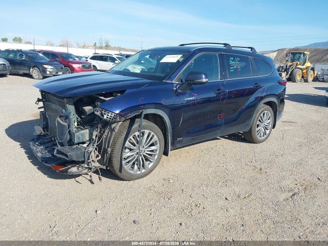 Toyota Highlander Hybrid Platinum 2021 5TDEBRCH3MS055759 Image 2