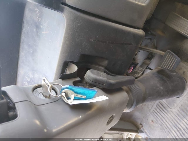 45731850 :رقم المزاد ، JALC4B14217000278 vin ، 2001 Isuzu Npr مزاد بيع