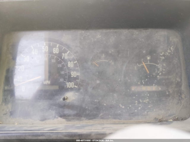 45731850 :رقم المزاد ، JALC4B14217000278 vin ، 2001 Isuzu Npr مزاد بيع