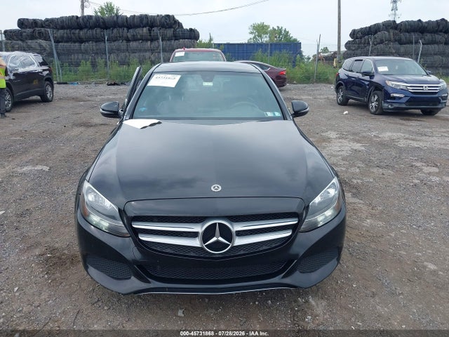 WDDWF4KB9JR403251 Mercedes-Benz C 300 4matic