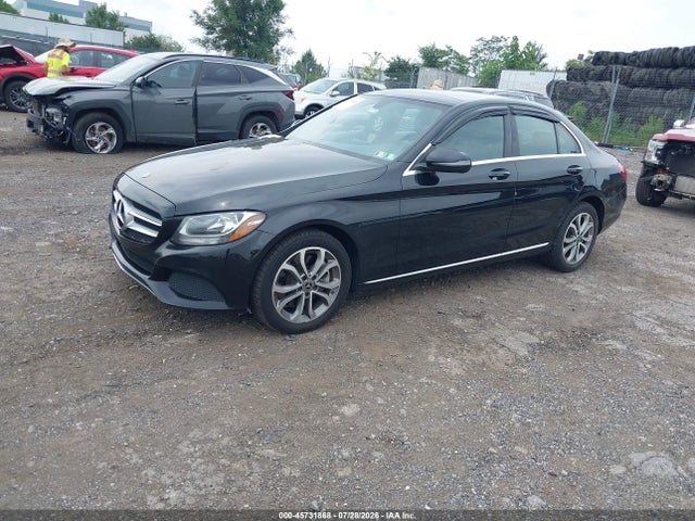 WDDWF4KB9JR403251 Mercedes-Benz C 300 4matic