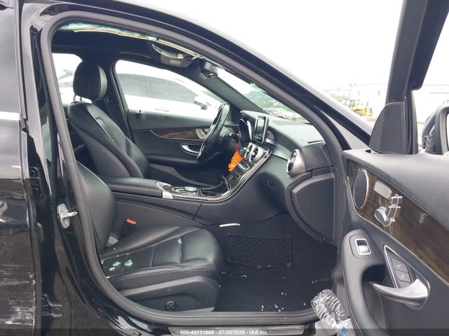 WDDWF4KB9JR403251 Mercedes-Benz C 300 4matic