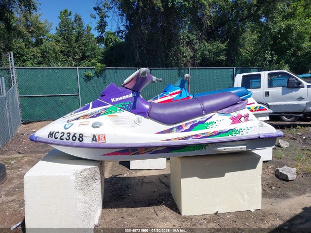 45731900 :رقم المزاد ، KAW40128J394 vin ، 1994 Kawasaki Jet Ski 750 مزاد بيع